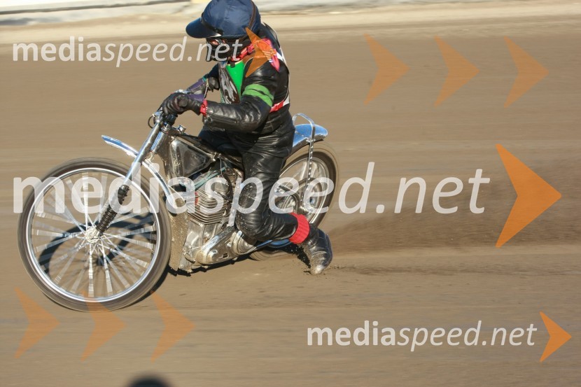 Leigh Adams, poslovilna dirka