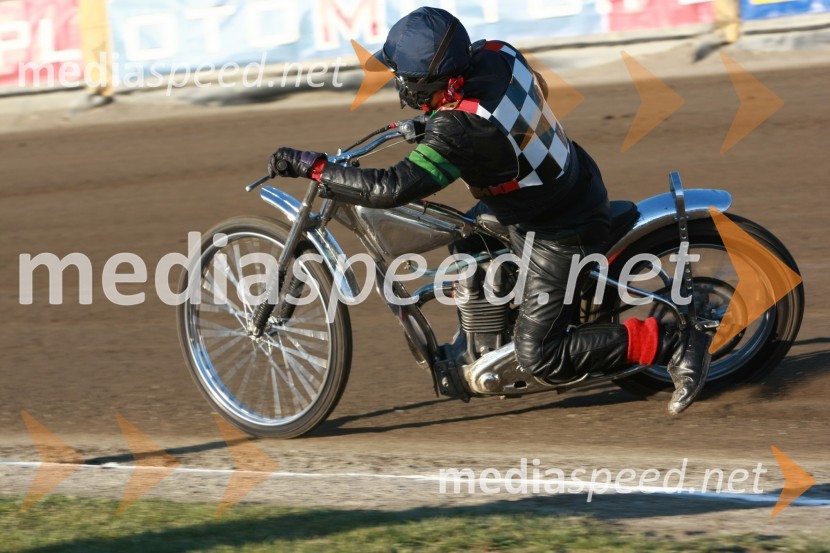 Leigh Adams, poslovilna dirka