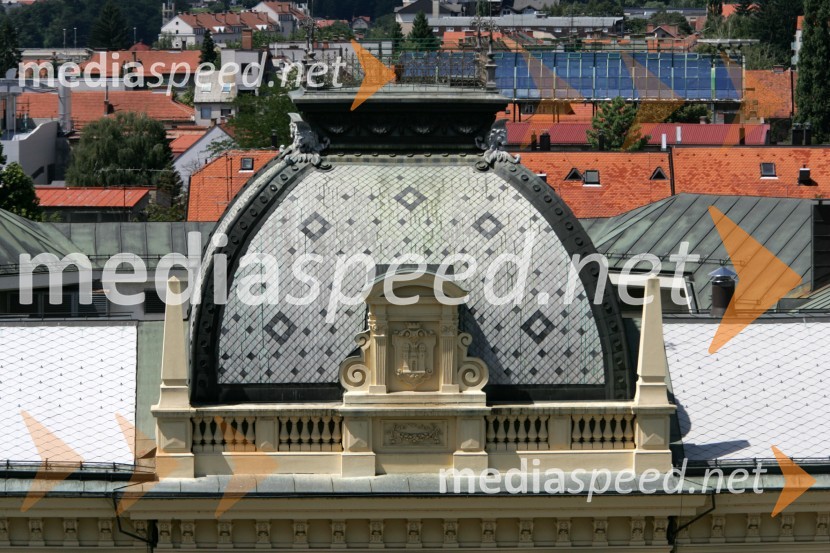 Pogled na Maribor iz zvonika Stolne cerkve.Maribor, Slovenija