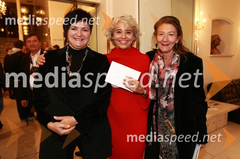 Mojca Jan Zopran, Ministrstvo za kulturo, Alja Predan, umetniška direktorica Borštnikovega srečanja in Lidija Koren, izvršna producentka Borštnikovega srečanja45. Borštnikovo srečanje, otvoritev festivala