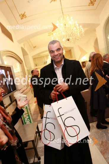 Saša Arsenovič, solastnik Galerije Gosposka ter kavarne, restavracije in vinoteke Rožmarin, direktor podjetja S.Oliver SLO45. Borštnikovo srečanje, otvoritev festivala