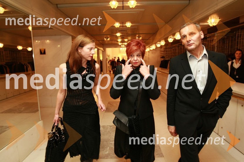 Nataša Matjašec Rošker, igralka, Majda Širca, ministrica za kulturo in Danilo Rošker, direktor SNG Maribor45. Borštnikovo srečanje, otvoritev festivala