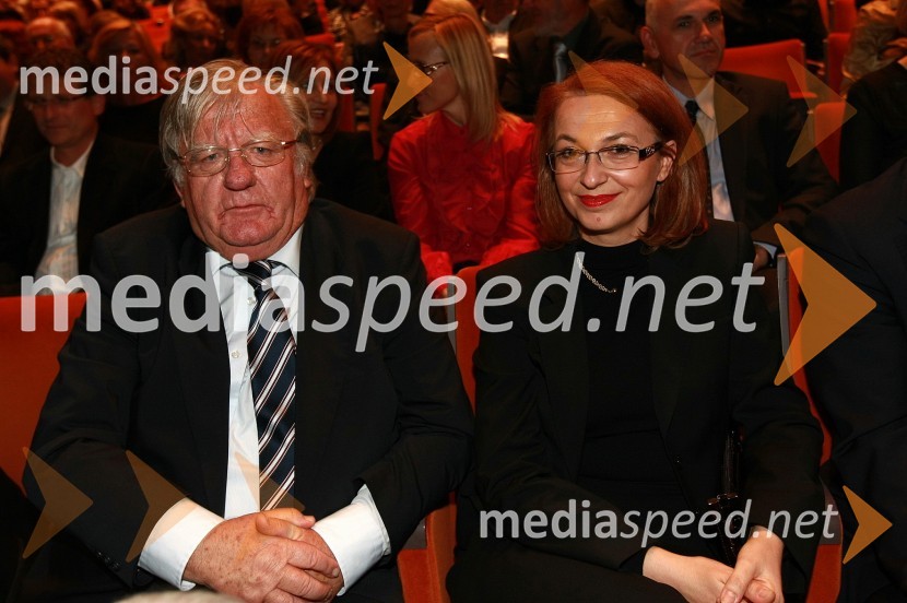 Tone Partljič, pisatelj, scenarist in predsednik sveta Borštnikovega srečanja ter Mirjana Koren, direktorica Pokrajinskega muzeja Maribor45. Borštnikovo srečanje, otvoritev festivala