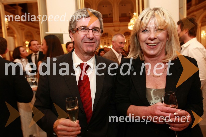 Avgust Heričko, Lista upokojencev Maribor in Tatjana Mileta, direktorica GIZ Stari Maribor ter programska vodja festivala Špasfest45. Borštnikovo srečanje, otvoritev festivala