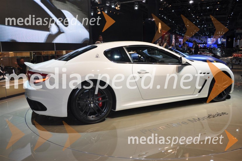 Maserati GranTurismo MC StradaleAvtosalon Pariz 2010 - nekaj poslastic