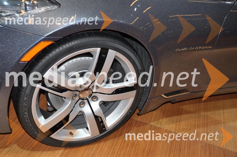 Fisker Karma esAvtosalon Pariz 2010 - nekaj poslastic