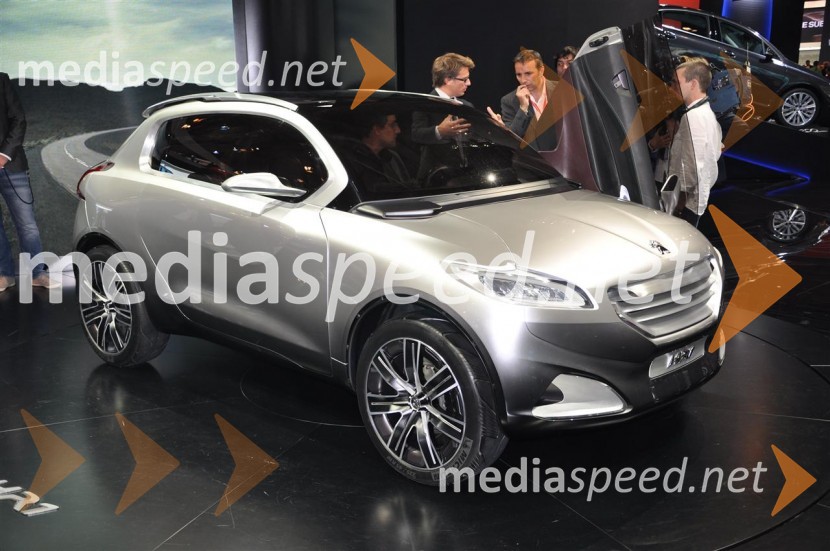 Peugeot HR1 konceptAvtosalon Pariz 2010 - nekaj poslastic