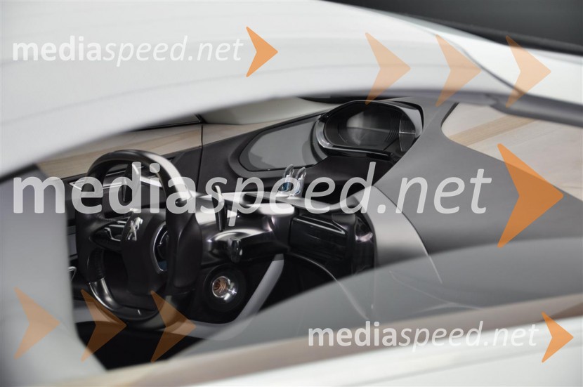 Peugeot SR1 konceptAvtosalon Pariz 2010 - nekaj poslastic