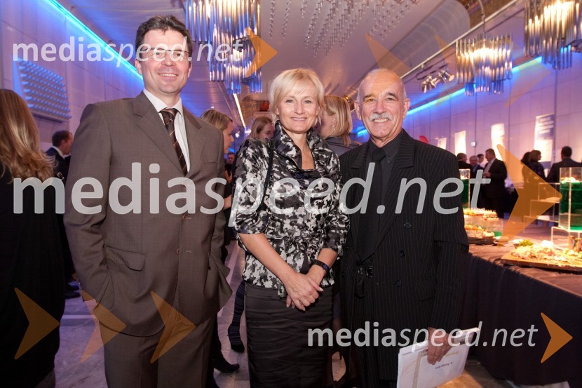 Janez Slabe, član Sveta Zavoda Slovenske turistične organizacije, Zlata Tavčar, direktorica podjetja Tax-Tin-Lex, Matija Krnec, svetovalec pri projektu GazeleSlovenska gazela 2010