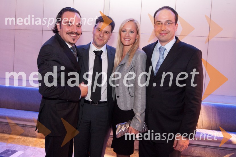 	Primož Marinšek, vodja prodaje BMW pri A-Cosmos, Jože Šolar, predsednik uprave A-Cosmos, Daniela Bervar, vodja Cotrugli Business School Slovenija in Leo Oblak, predsednik uprave družbe Infonet MediaSlovenska gazela 2010