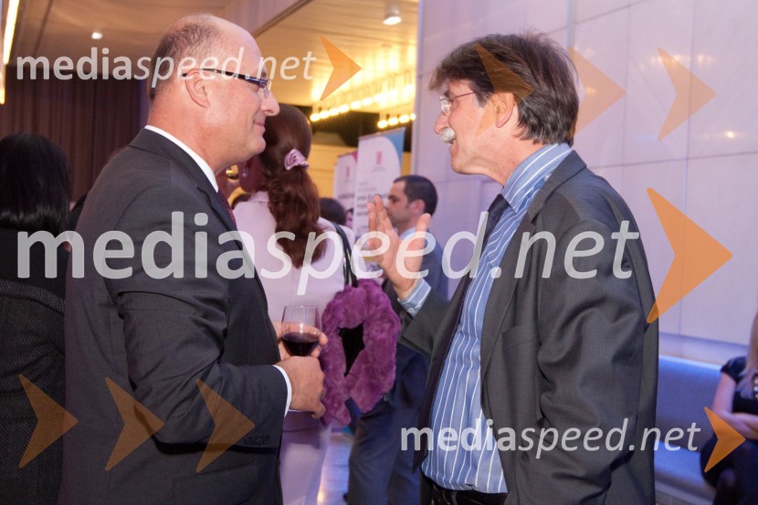 Iztok Klančnik, direktor avtenta.si in Jožko Čuk, direktor SNG Nova GoricaSlovenska gazela 2010