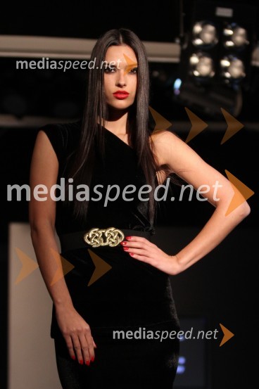 Sandra Marinovič, druga spremljevalka Miss Universe 2010The Lie, predstavitev blagovne znamke Jerneje Podbevšek Zhembrovskyy