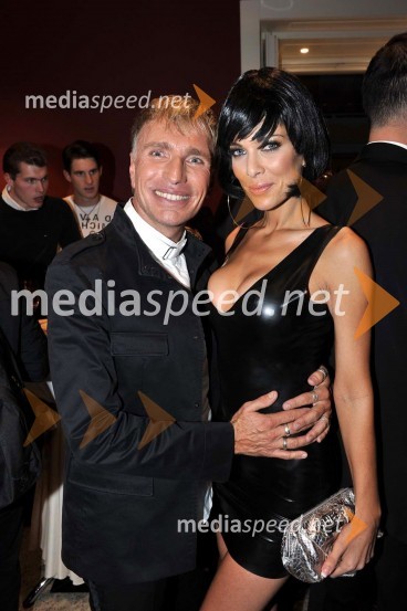 Igor Jelen Iggy, lastnik plesnega studia Igen in Iris Mulej, Miss Slovenije 2006Lisca, predstavitev kolekcije pomlad in poletje 2011