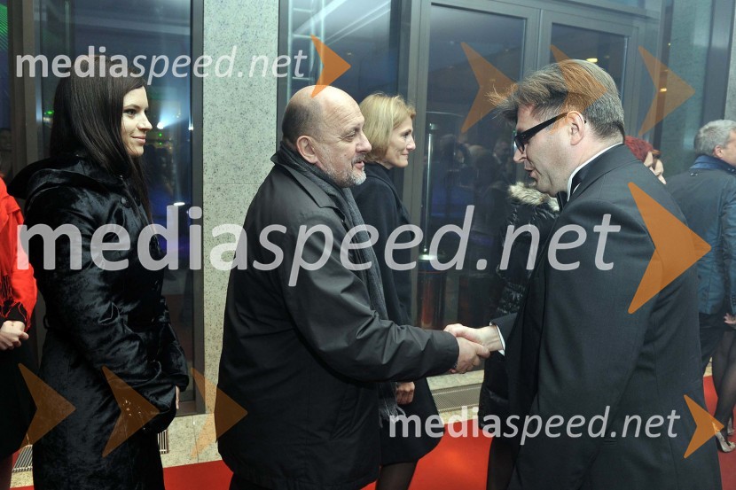 Zmago Jelinčič Plemeniti, poslanec ter vodja SNS ter Dari Južna, lastnik podjetja Lisca d.d.Lisca, predstavitev kolekcije pomlad in poletje 2011