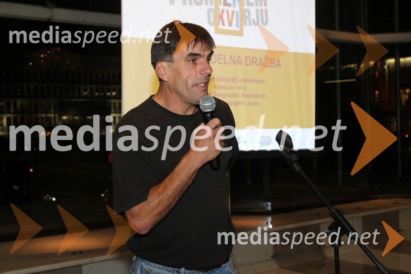 Arne Hodalič, svetovni popotnik, fotograf in urednik fotografije revije National GeograficV rumenem okvirju, dobrodelna dražba
