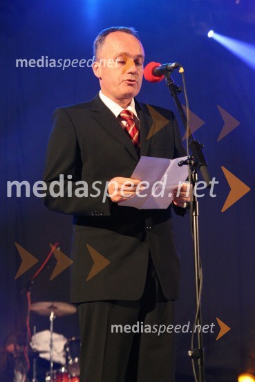 Mag. Jernej Završnik, direktor Zdravstvenega doma dr. Adolfa Drolca MariborVeliko srce za mamograf