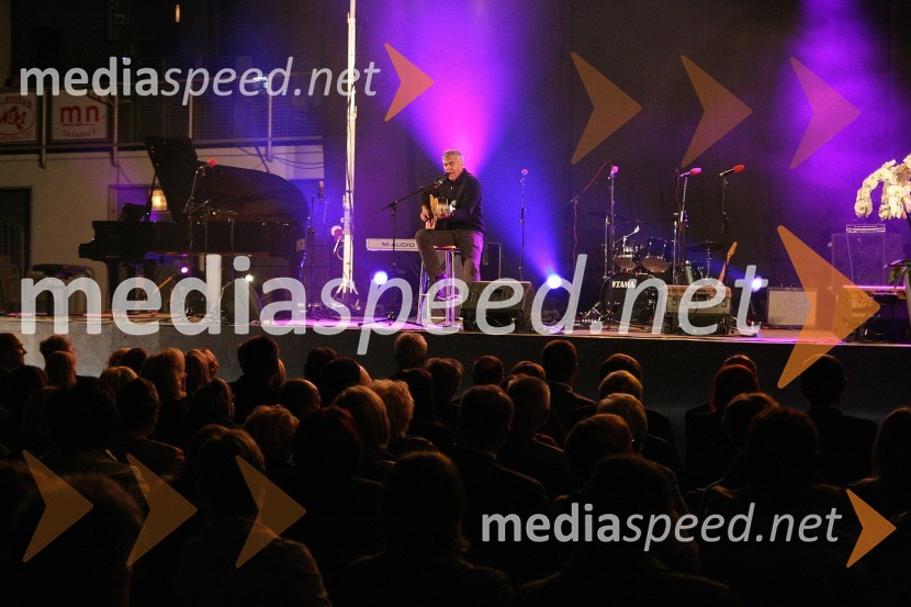 Zoran Predin, pevecVeliko srce za mamograf