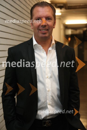 Gianni Rijavec, pevecVeliko srce za mamograf