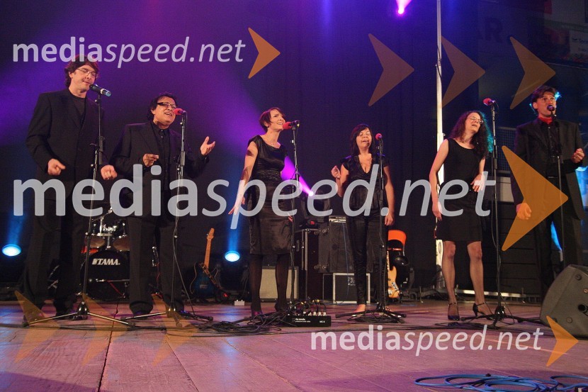 Oto Pestner, pevec in Pro Anima SingersVeliko srce za mamograf