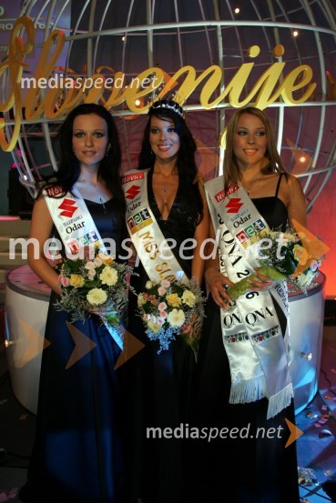 Vanja Ivanovič, 2. spremljevalka Miss Slovenije 2006, Iris Mulej, Miss Slovenije 2006 in Katarina Jurkovič, 1. spremljevalka Miss Slovenije 2006 in Miss fotogeničnosti 2006Miss Slovenije 2006, finalni izbor