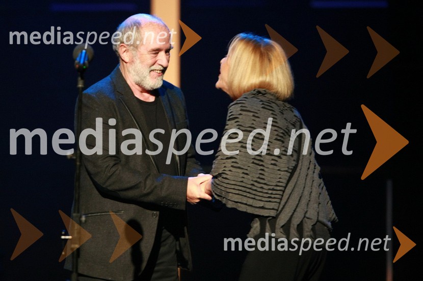 Janez Hočevar Rifle, igralec in dobitnik Borštnikovega prstana 2010 ter Milena Zupančič, igralka in dobitnica Borštnikovega prstana 1999Borštnikov prstan prejel Janez Hočevar Rifle