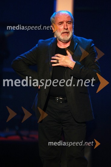 Janez Hočevar Rifle, igralec in dobitnik Borštnikovega prstana 2010Borštnikov prstan prejel Janez Hočevar Rifle