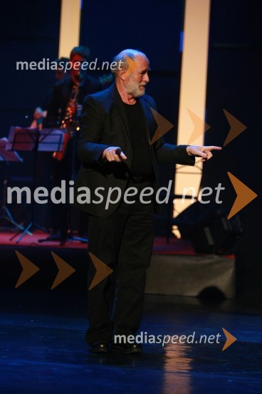 Janez Hočevar Rifle, igralec in dobitnik Borštnikovega prstana 2010Borštnikov prstan prejel Janez Hočevar Rifle