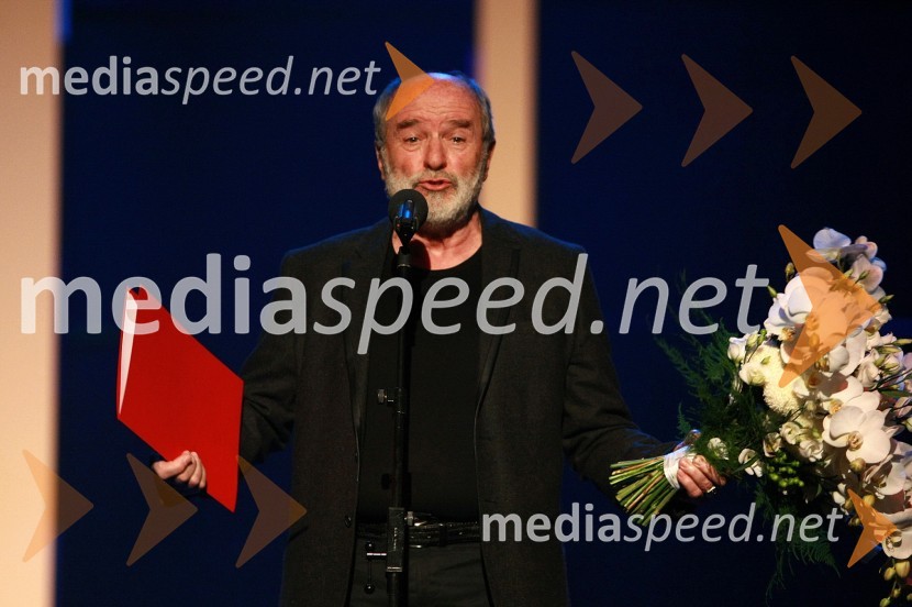 Janez Hočevar Rifle, igralec in dobitnik Borštnikovega prstana 2010Borštnikov prstan prejel Janez Hočevar Rifle