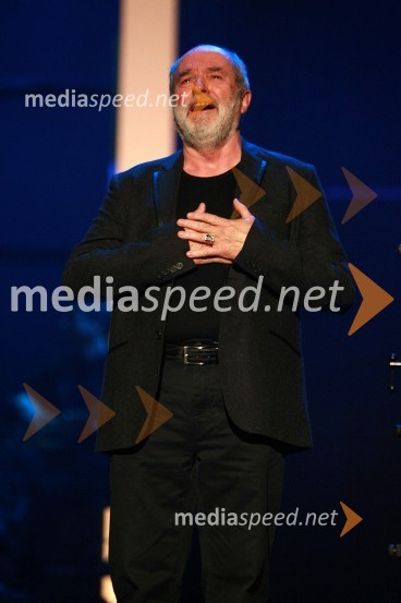 Janez Hočevar Rifle, igralec in dobitnik Borštnikovega prstana 2010Borštnikov prstan prejel Janez Hočevar Rifle