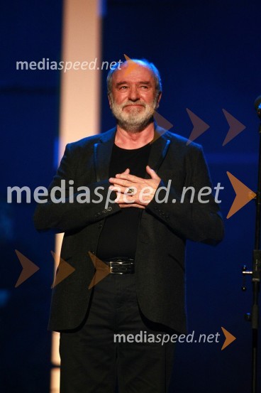 Janez Hočevar Rifle, igralec in dobitnik Borštnikovega prstana 2010Borštnikov prstan prejel Janez Hočevar Rifle