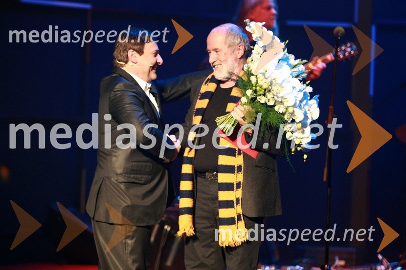 Bojan Emeršič, igralec ter Janez Hočevar Rifle, igralec in dobitnik Borštnikovega prstana 2010Borštnikov prstan prejel Janez Hočevar Rifle