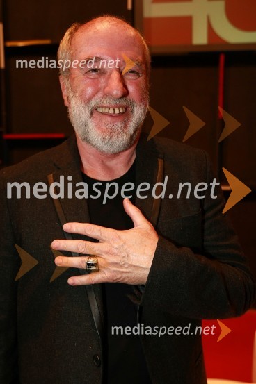 Janez Hočevar Rifle, igralec in dobitnik Borštnikovega prstana 2010Borštnikov prstan prejel Janez Hočevar Rifle