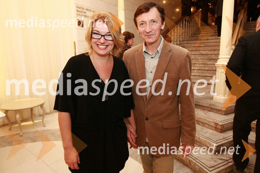 Ivana Djilas, dobitnica nagrade za režijo ter Vili Ravnjak, umetniški vodja Drame SNG MariborBorštnikov prstan prejel Janez Hočevar Rifle