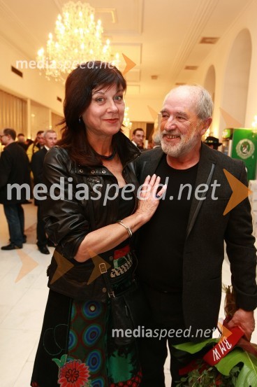 Maja Boh, igralka ter Janez Hočevar Rifle, igralec in dobitnik Borštnikovega prstana 2010Borštnikov prstan prejel Janez Hočevar Rifle