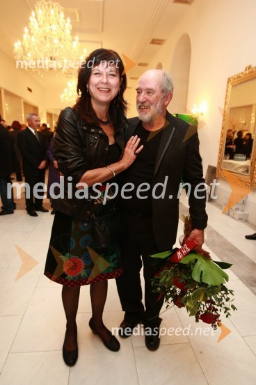 Maja Boh, igralka ter Janez Hočevar Rifle, igralec in dobitnik Borštnikovega prstana 2010Borštnikov prstan prejel Janez Hočevar Rifle