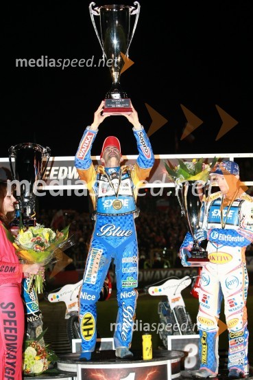 Štartna deklica, Tomasz Gollob (Poljska) in Jason Crump (Australia)Speedway, SGP 2010, VN Poljske 2010