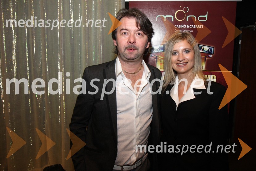 Robert Pešut - Magnifico, glasbenik in Sonja Bily, članica uprave Hit Šentilj d.d.Magnifico in Balcountry Quartet v Mondu
