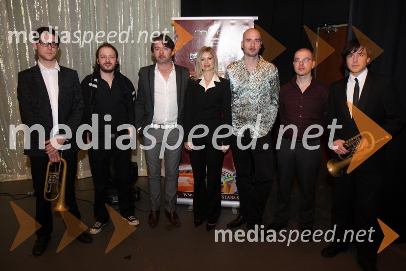 Robert Pešut - Magnifico, glasbenik, Sonja Bily, članica uprave Hit Šentilj d.d. in Balcountry QuartetMagnifico in Balcountry Quartet v Mondu