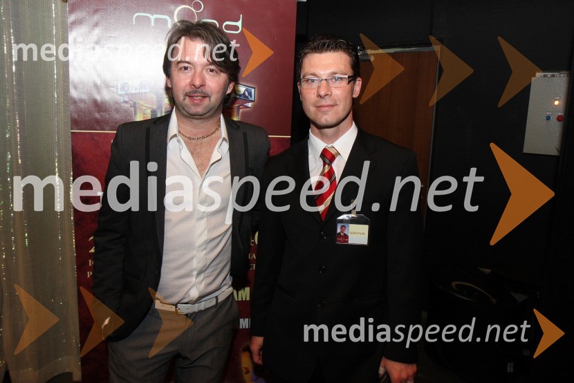 Robert Pešut - Magnifico, glasbenik in Sebastijan, MondMagnifico in Balcountry Quartet v Mondu