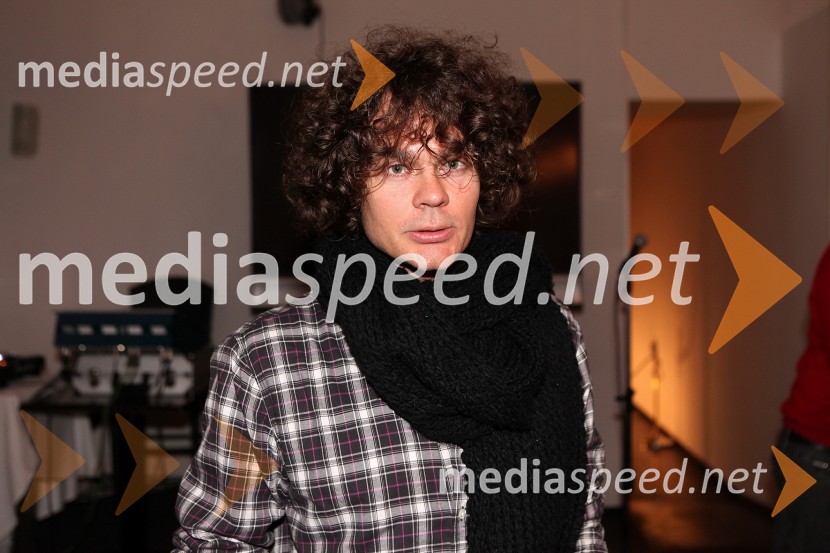 Željko Božič, plesalec in koreografErik, premiera videospota Ljubezen na prvi pogled