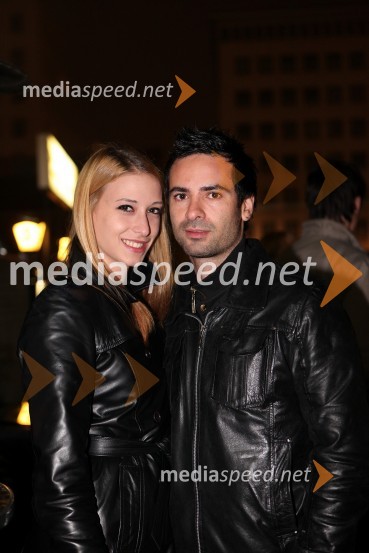 Iza Simčič, N.I.M.A in Samo Bdeir, moderator Radia AntenaErik, premiera videospota Ljubezen na prvi pogled