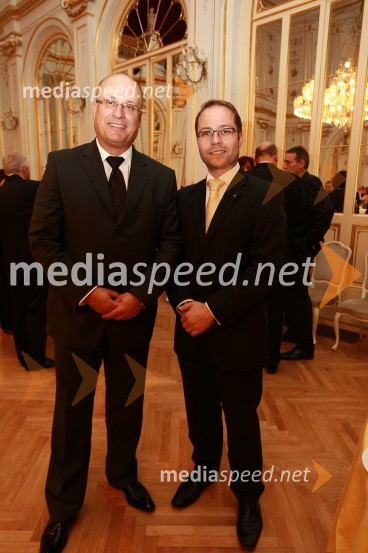 Iztok Klančnik, direktor Avtenta.si in Matjaž Zadravec, direktor holdinga TušPremiera baleta Giselle v SNG Maribor