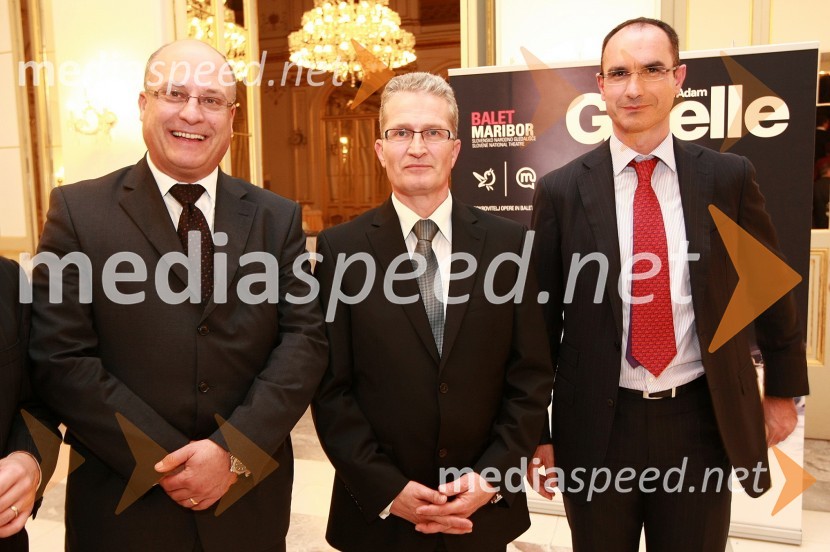 Iztok Klančnik, direktor Avtenta.si, Zoran Janko, glavni izvršni direktor družbe Mobitel in Marko Boštjančič, član uprave za trženje Telekom Slovenije
Premiera baleta Giselle v SNG Maribor
