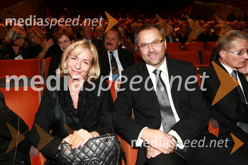 Mag. Alojz Stana, direktor Geoplina in  soproga dr. Karin Stana Kleinschek, redna profesorica na Fakulteti za strojništvo UMPremiera baleta Giselle v SNG Maribor