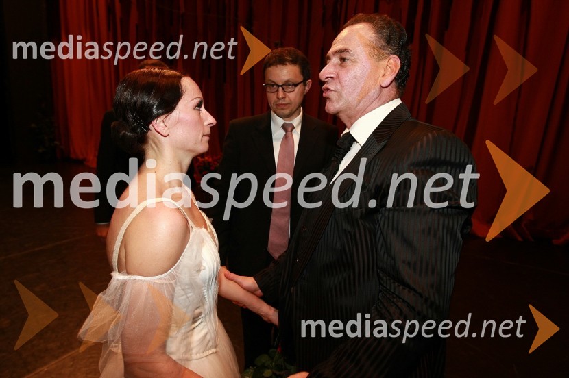 Alenka Ribič Laufer, balerina, Janko Kastelic, dirigent in umetniški direktor Opere SNG Maribor ter Rafael Avnikjan, koreografPremiera baleta Giselle v SNG Maribor