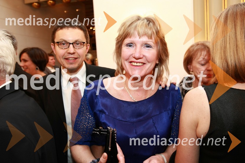 Janko Kastelic, dirigent ter umetniški direktor Opere SNG Maribor ter Milena Pučnik, tehnika SNG MariborPremiera baleta Giselle v SNG Maribor