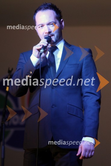 Aljaž Farasin, član skupine EroikaKoncert Manca Izmajlova in Eroika