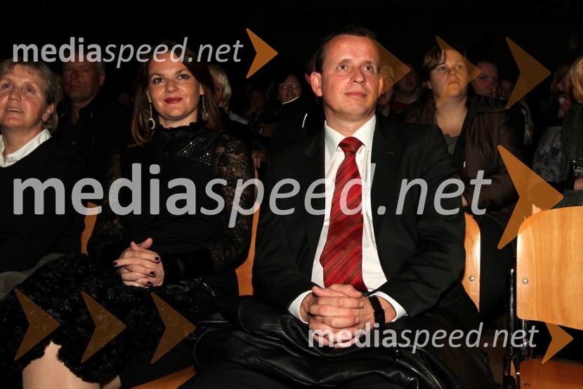 Bojan Šrot, župan Mestne občine Celje in njegova spremljevalka Katarina KarlovšekKoncert Manca Izmajlova in Eroika