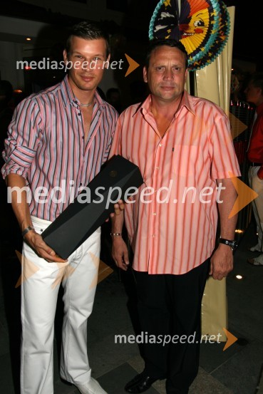 Jure Bradač, maneken in Miro Kačarevič, lastnik hotela KačarJure Bradač, rojstni dan