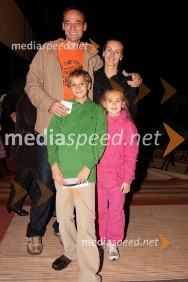 Še vedno sanjam poplave, dobrodelni koncert